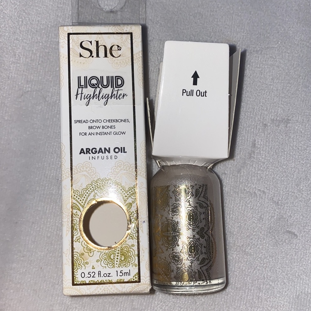 NEW! SHE Liquid highlighter -  rare goldish/silverish color